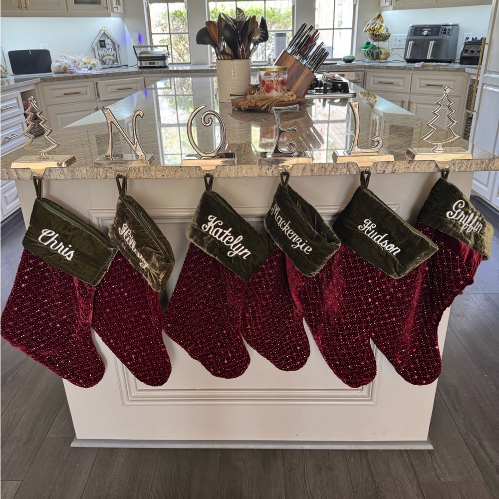 POTTERY BARN~EUC~Set of 6~Red/Green Beaded Velvet Christmas Stockings
